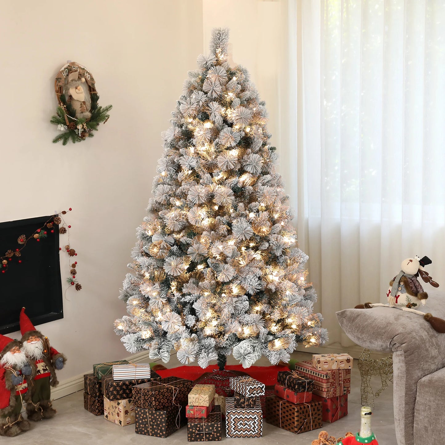 6.5ft Prelit Flocked Artificial Christmas Tree with 350 Lights